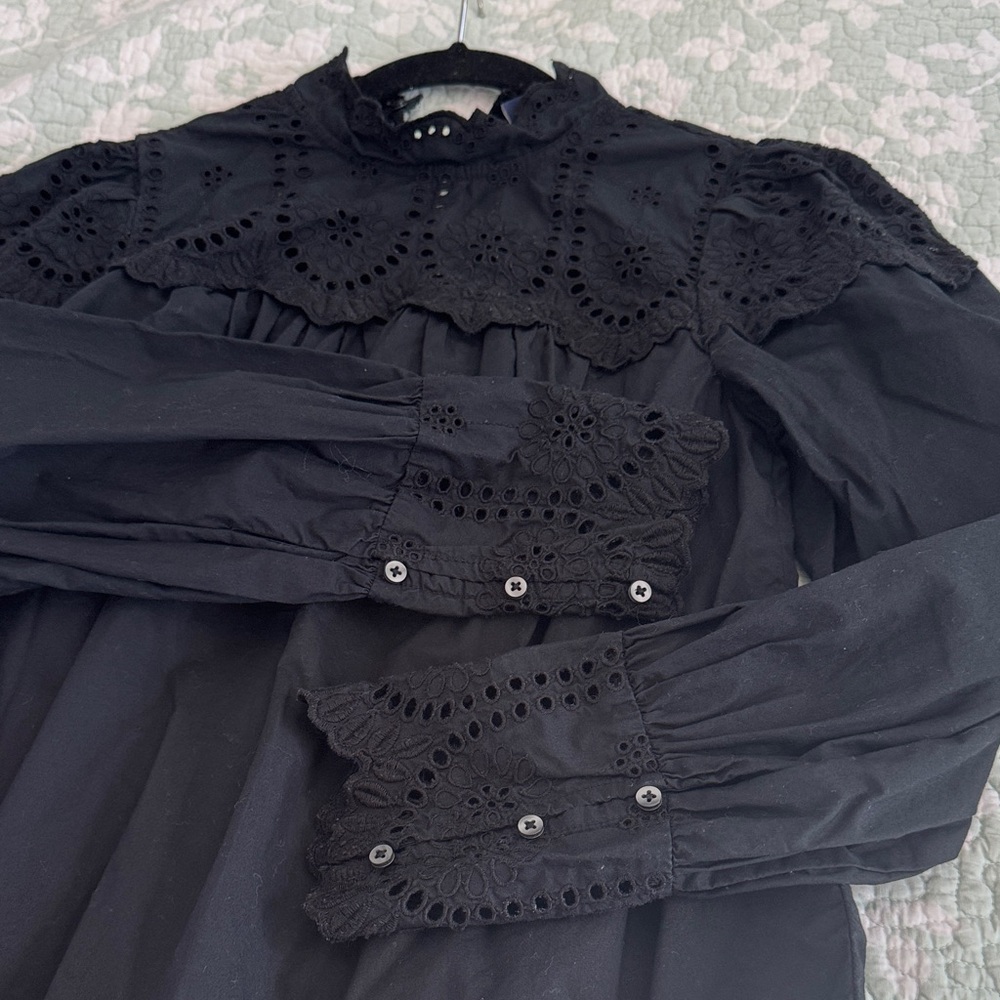 GAP Black Lace Women's Blouse
